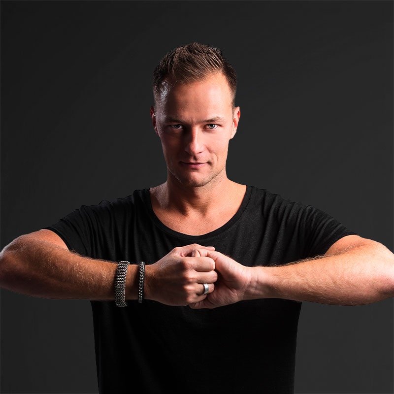 Yvesv